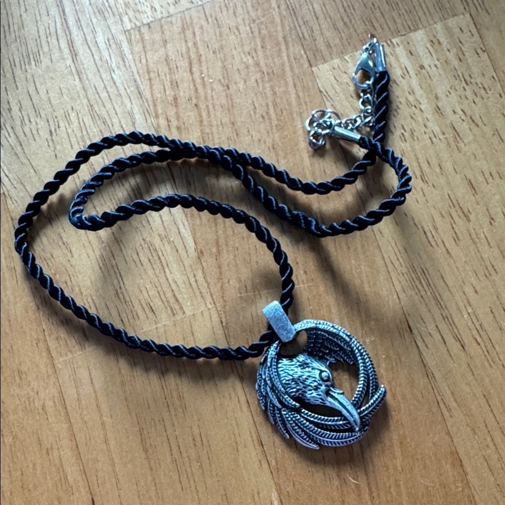 Silver Raven Pendant Necklace